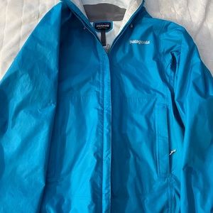 Patagonia torrential rain jacket